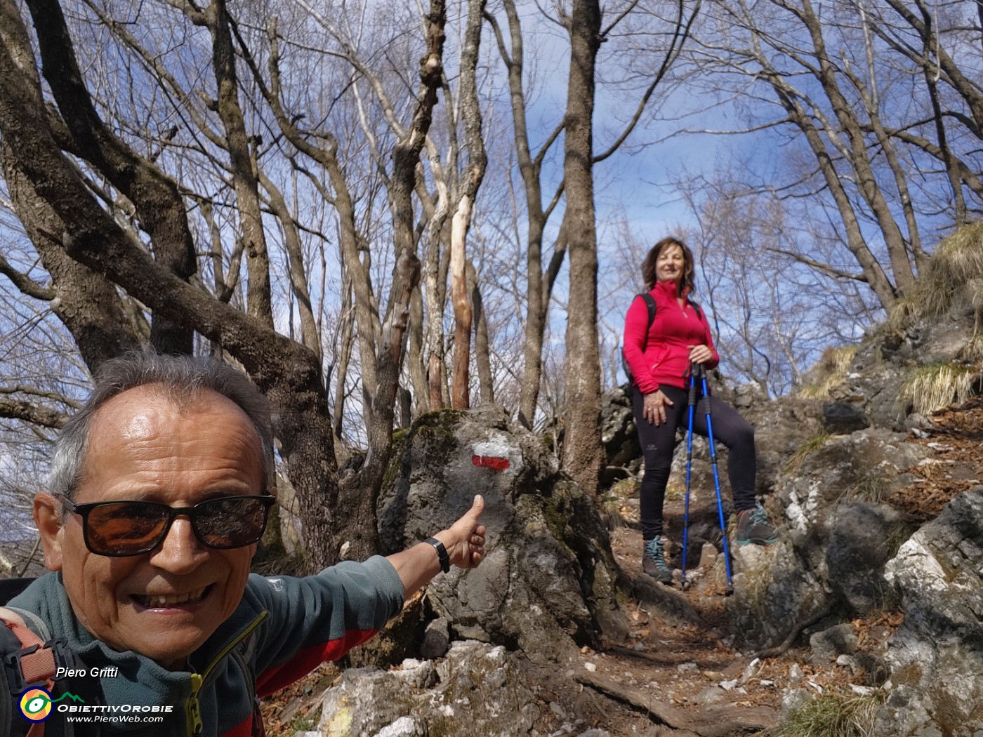 51 In decisa salita per cima Monte Zucco.jpg